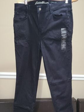 Eddie Bauer Size 16 NWT Navy Straight-Leg Jeans